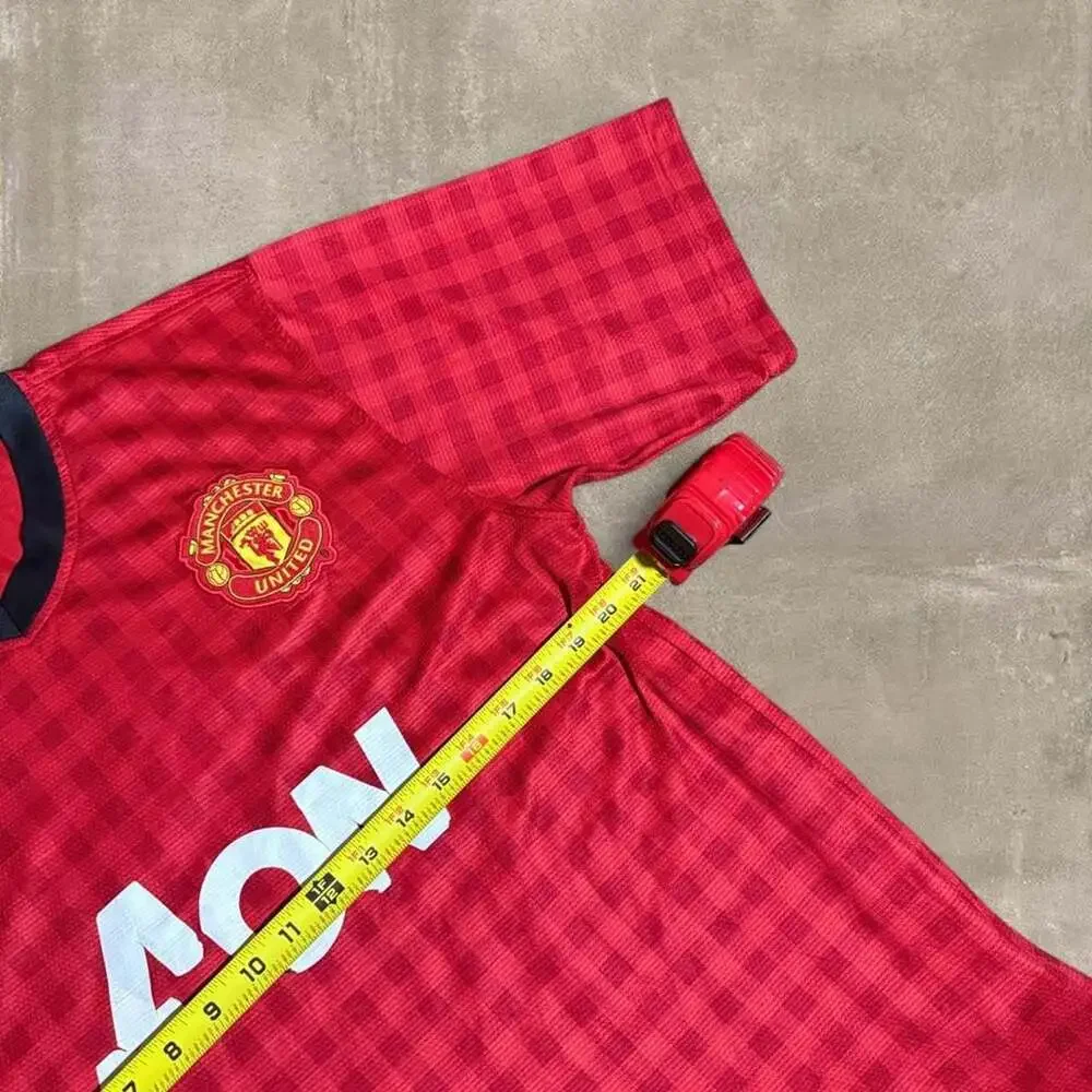 Nike Manchester United 2010/11 Home Jersey Perro #8 AON Red